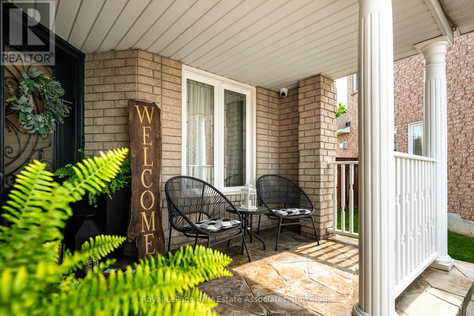 5553 Wheatland Court, Mississauga, Ontario  L5V 2E4 - Photo 2 - W13533654