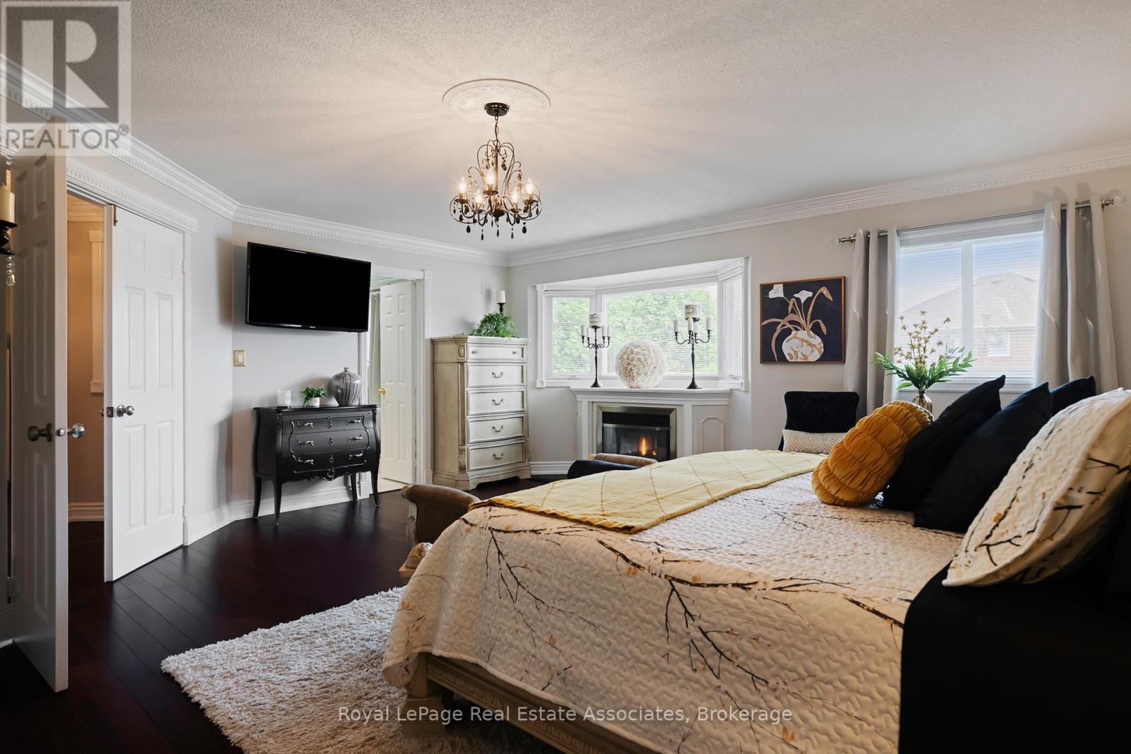 5553 Wheatland Court, Mississauga, Ontario  L5V 2E4 - Photo 23 - W13533654