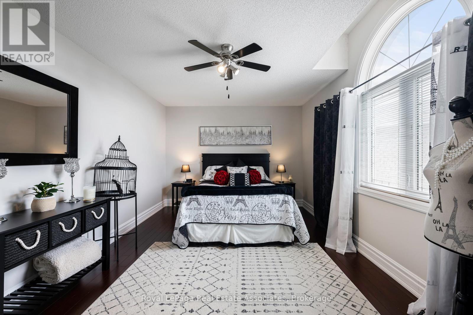 5553 Wheatland Court, Mississauga, Ontario  L5V 2E4 - Photo 30 - W13533654