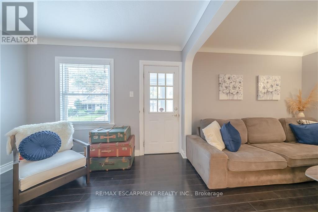 22 Concord Avenue, St. Catharines, Ontario  L2M 5N6 - Photo 2 - X13533522