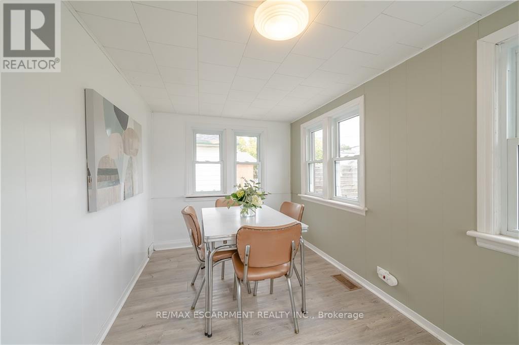 22 Concord Avenue, St. Catharines, Ontario  L2M 5N6 - Photo 5 - X13533522