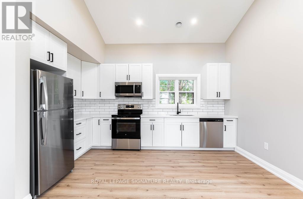 Grdn - 309 Cranbrook Drive, Hamilton, Ontario  L9C 4T4 - Photo 2 - X13533540