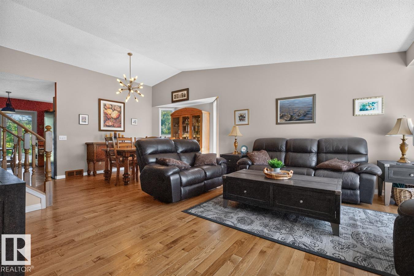 135 Meadowview Dr, Sherwood Park, Alberta  T8H 1P8 - Photo 2 - E4497463
