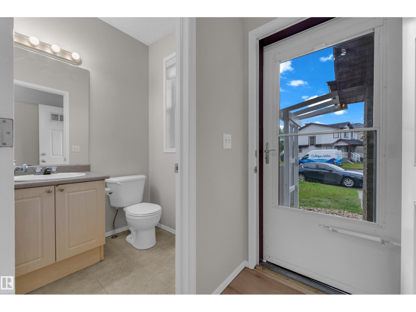 95 Ventura St, Spruce Grove, Alberta  T7Z 4P6 - Photo 3 - E4497459