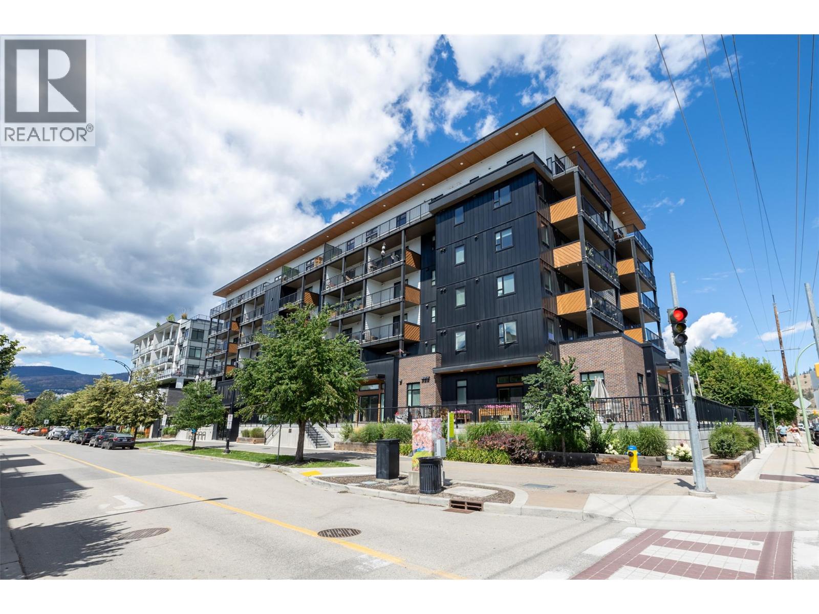 660 Cawston Avenue Unit# 111, Kelowna, British Columbia