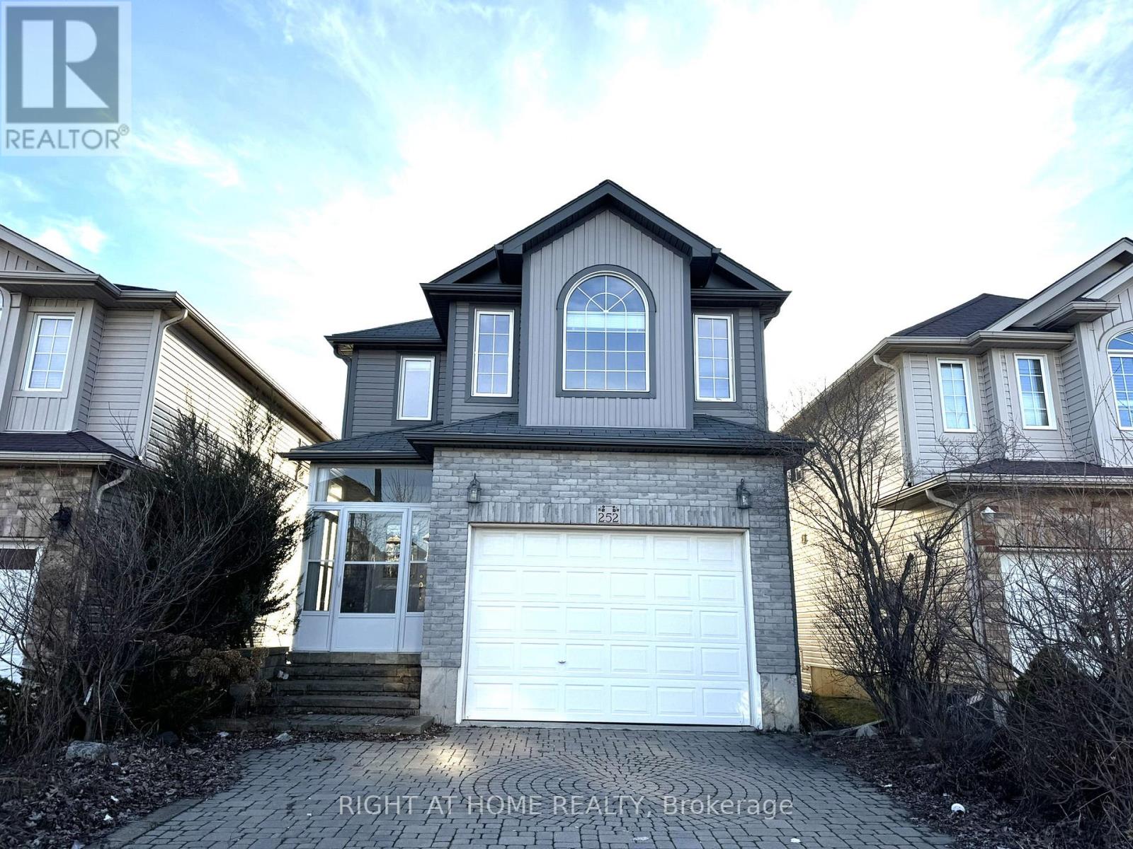 252 LEMON GRASS CRESCENT, Kitchener