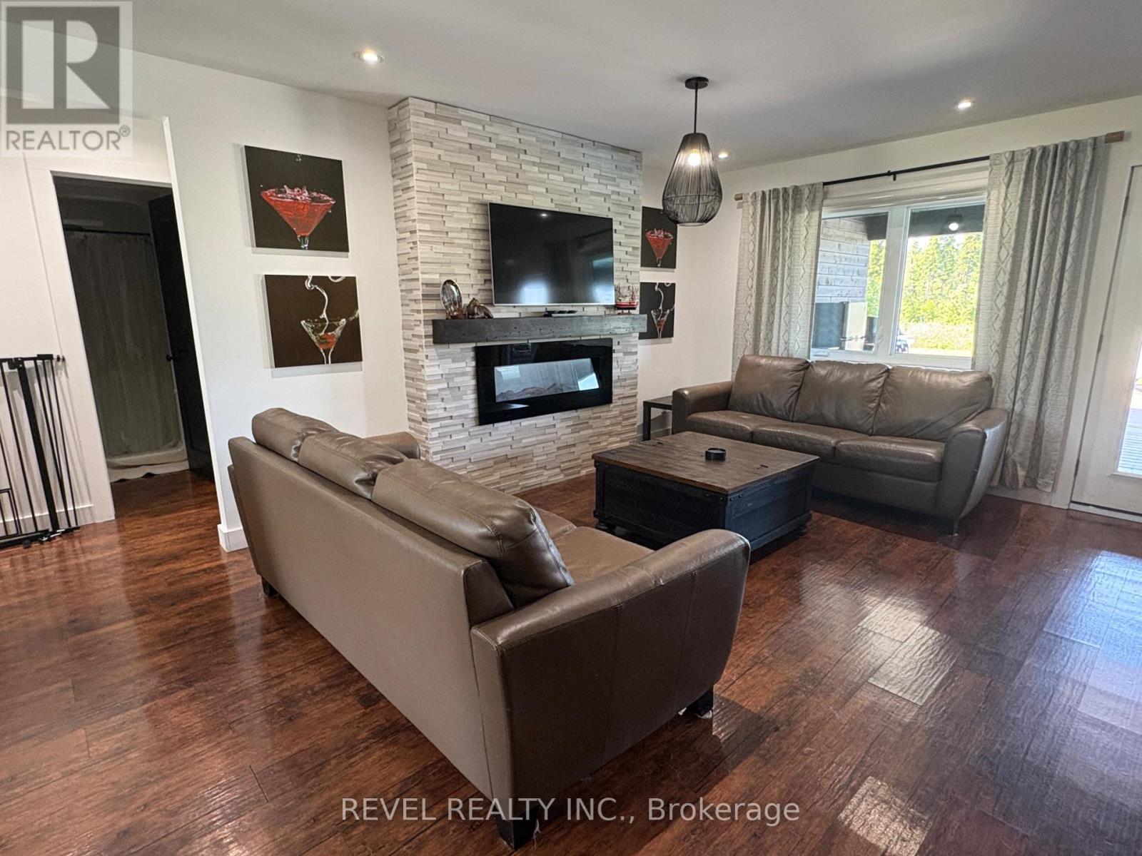 983 Highway 652 Highway, Cochrane, Ontario  P0L 1C0 - Photo 6 - T13533792