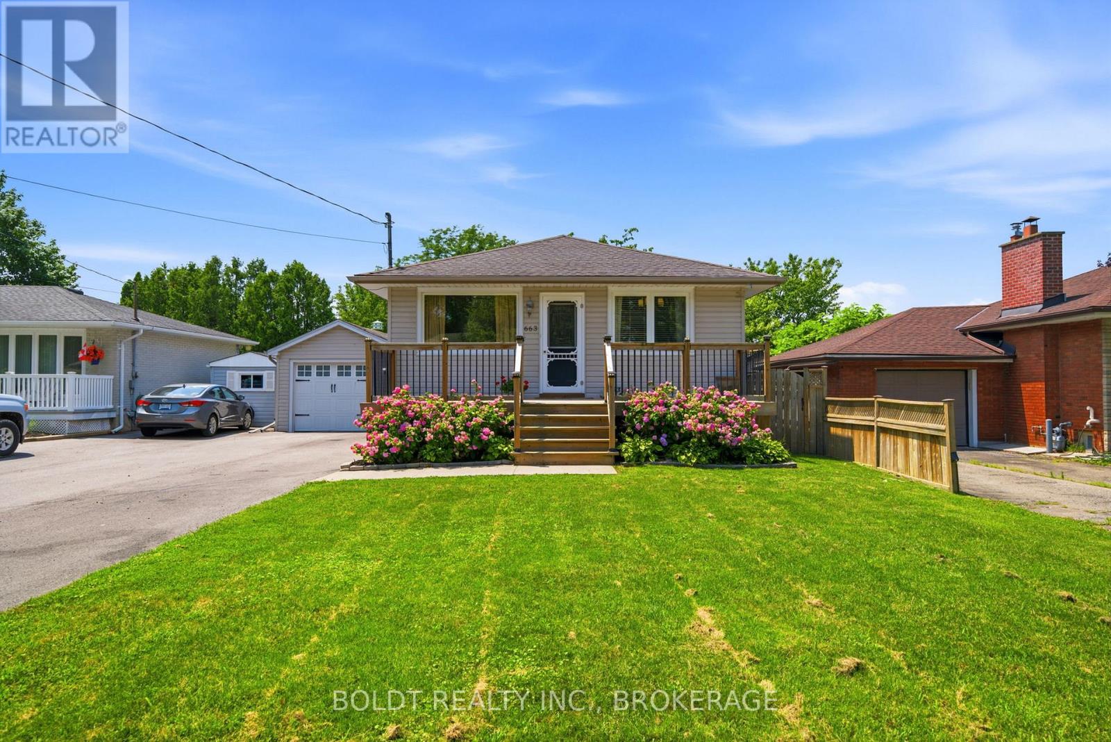663 Geneva Street, St. Catharines, Ontario  L2N 2J9 - Photo 2 - X13533934