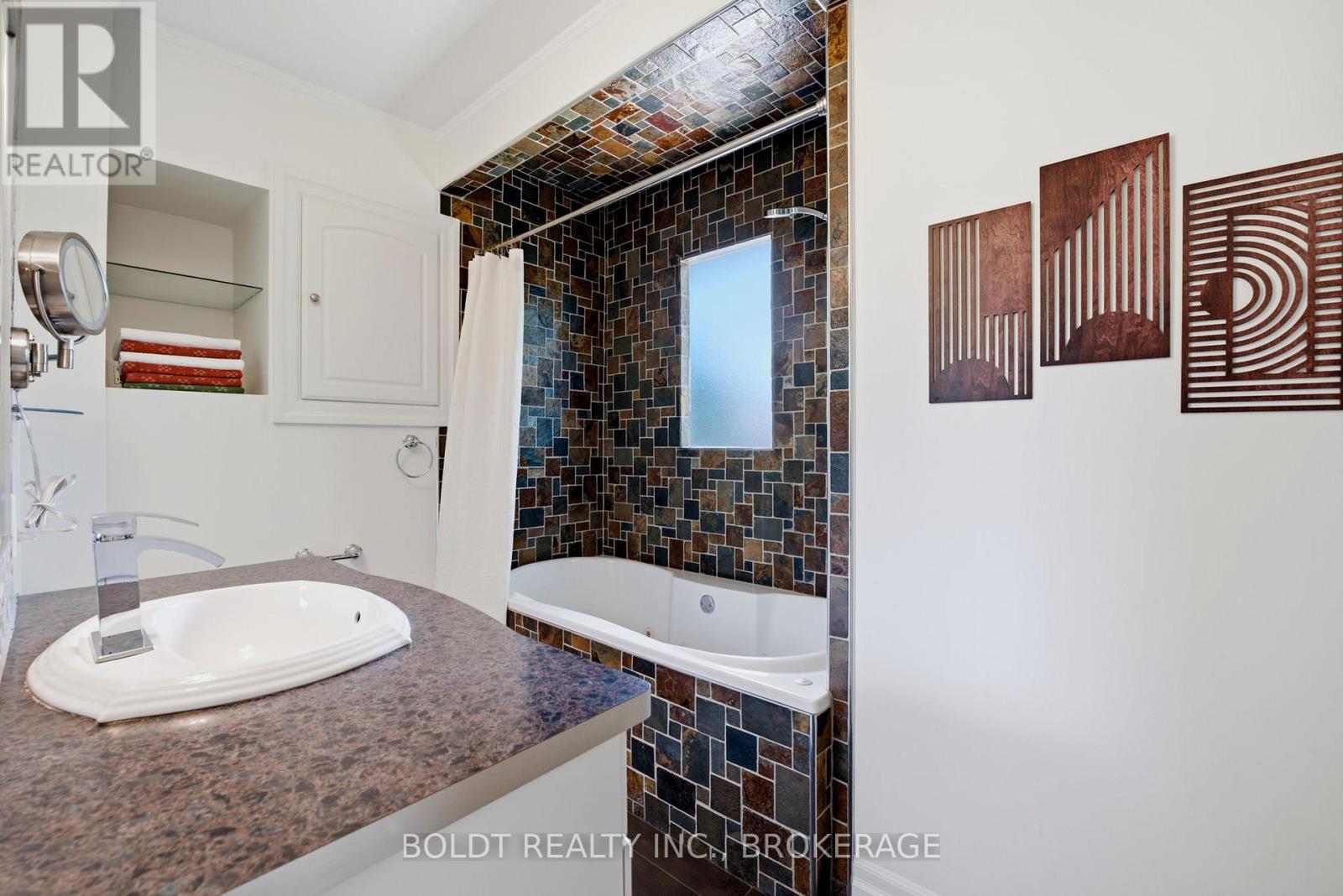 663 Geneva Street, St. Catharines, Ontario  L2N 2J9 - Photo 24 - X13533934
