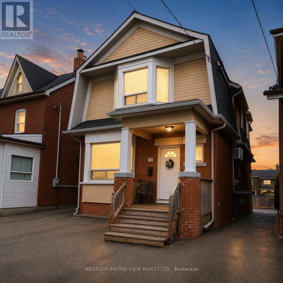 1733 DUFFERIN STREET, Toronto, Ontario