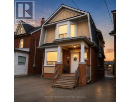 1733 DUFFERIN STREET, Toronto, Ontario