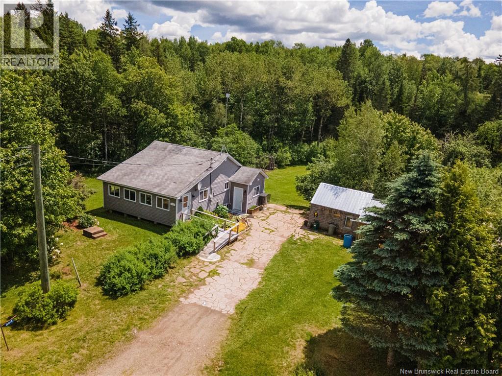 864 Route 875, Searsville