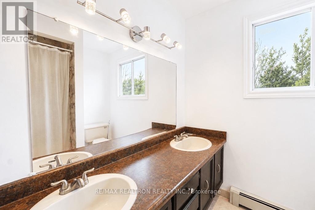 18 Debra Crescent, Barrie, Ontario  L4N 3T1 - Photo 30 - S13531978