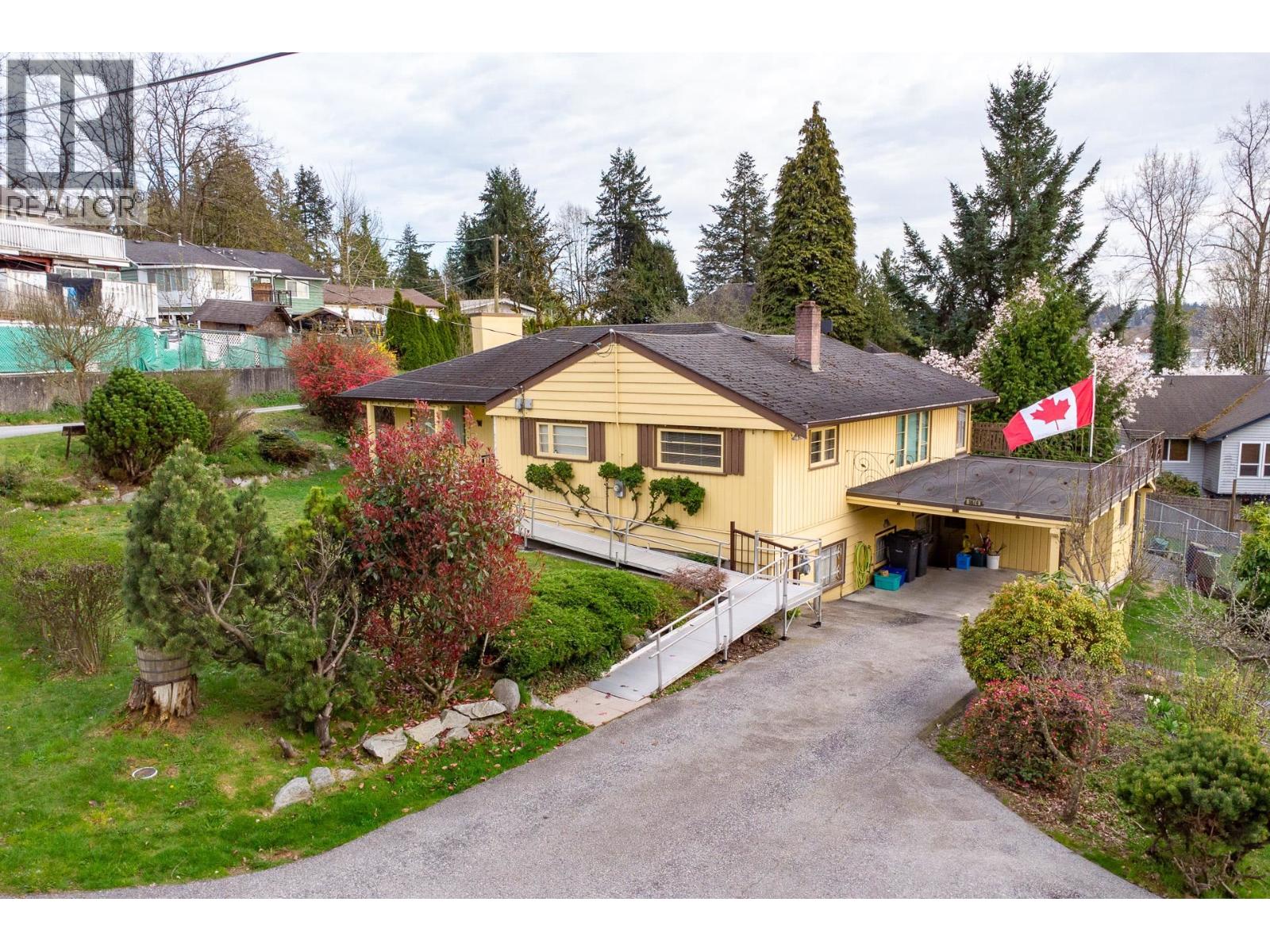1874 HILLSIDE AVENUE, Coquitlam