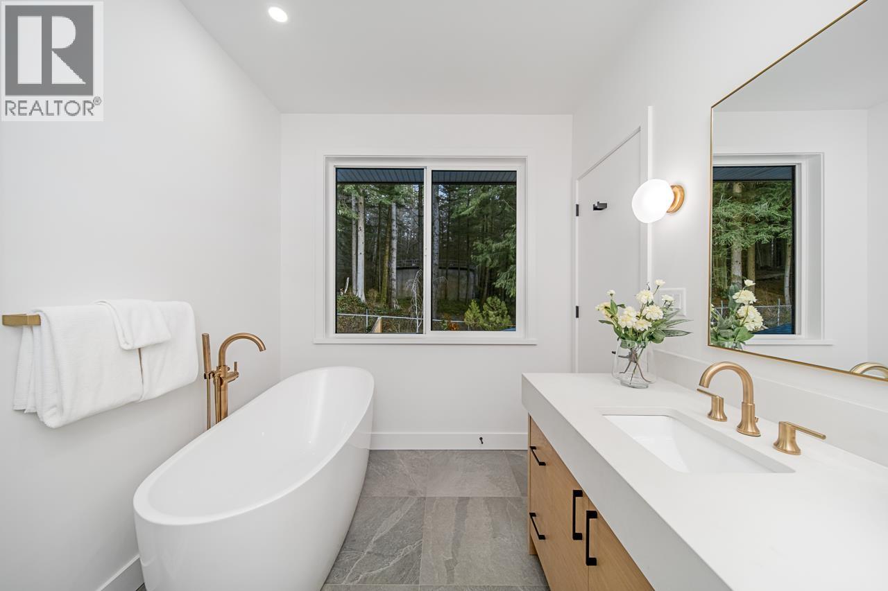 23b Glenmore Drive, West Vancouver, British Columbia  V7S 1A5 - Photo 22 - R3143557