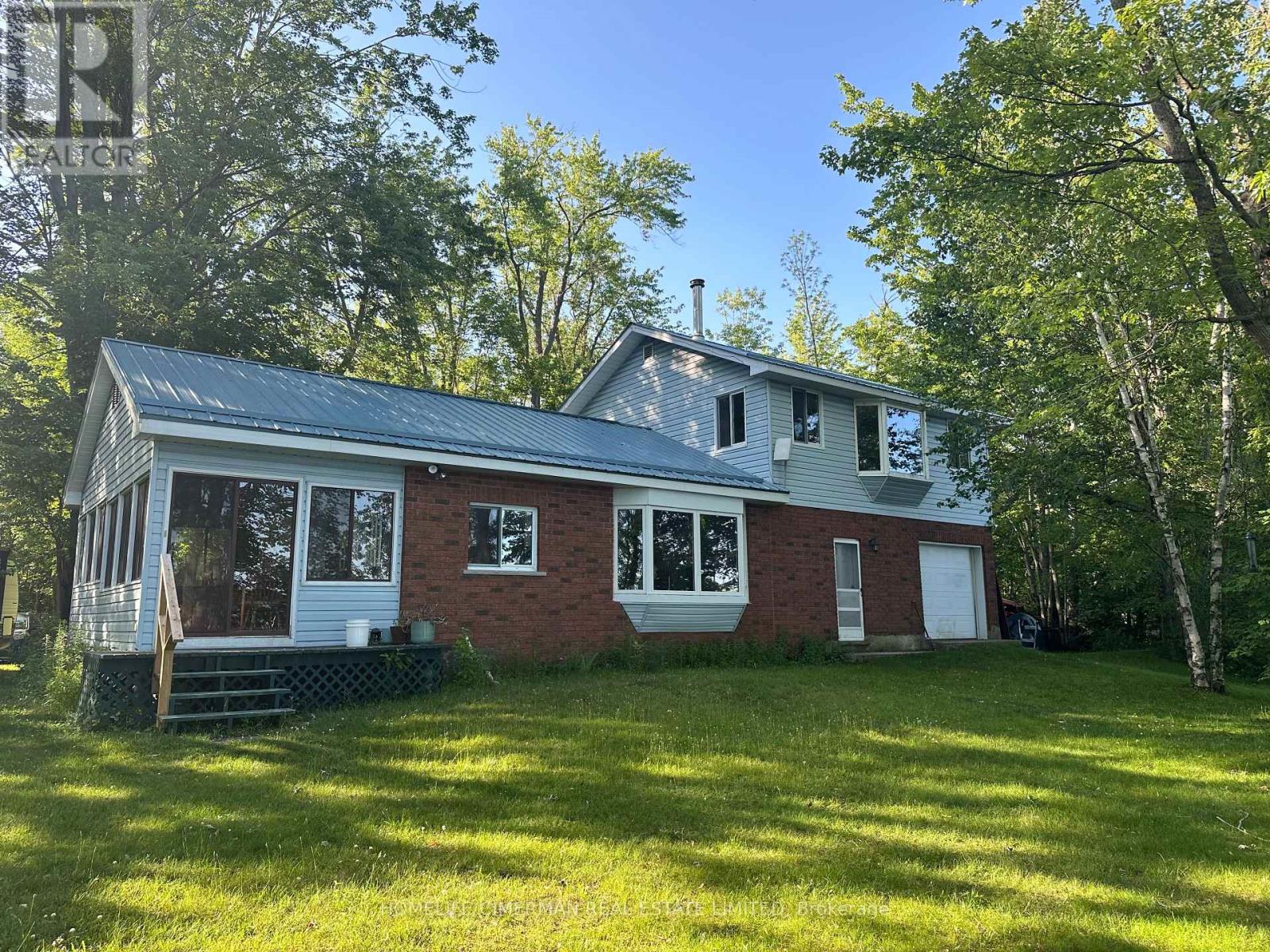 98 MCLEISH DRIVE, Kawartha Lakes, Ontario