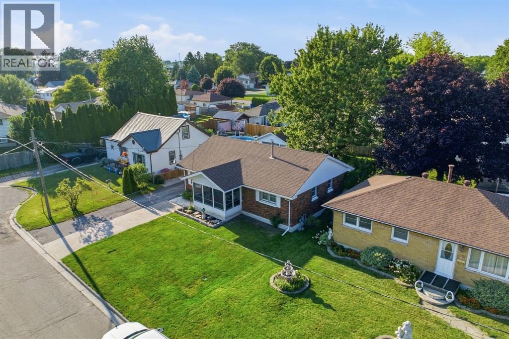 13 Canary Crescent, Wallaceburg, Ontario  N8A 1A4 - Photo 30 - 26016300