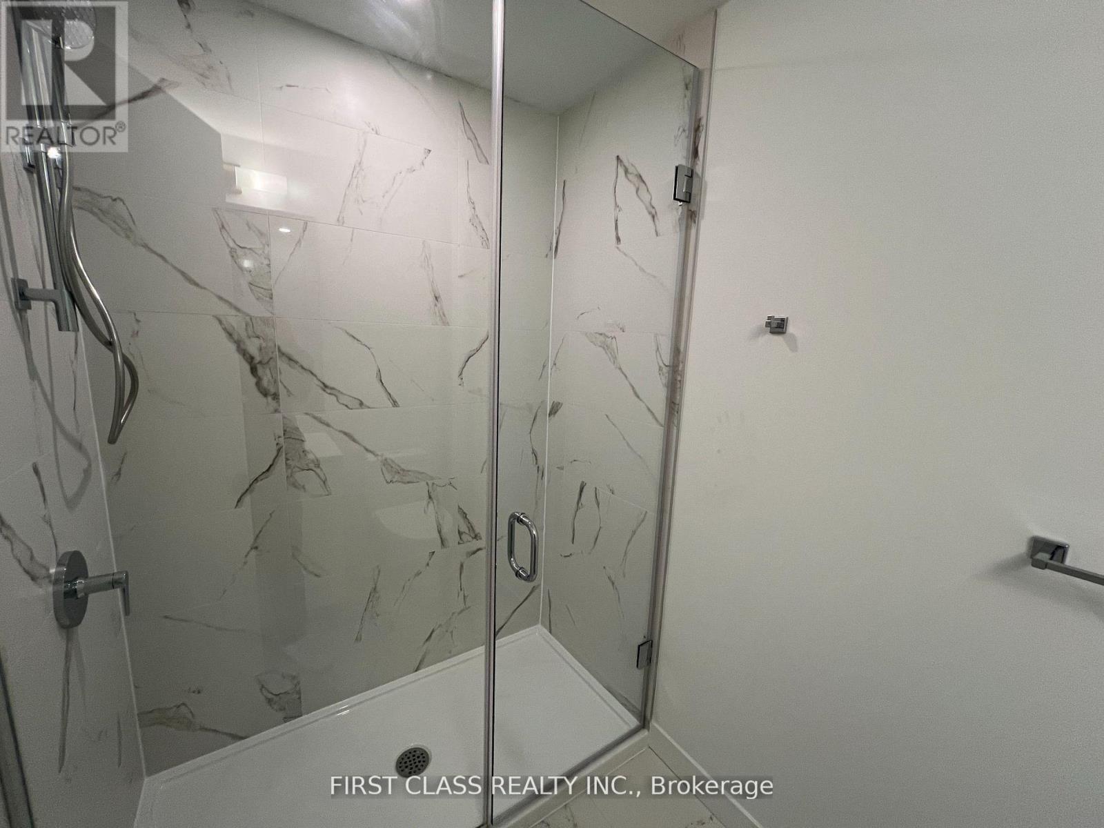 N718 - 7 Golden Lion Heights, Toronto, Ontario M2M 0C1 - Photo 7 - C13533818