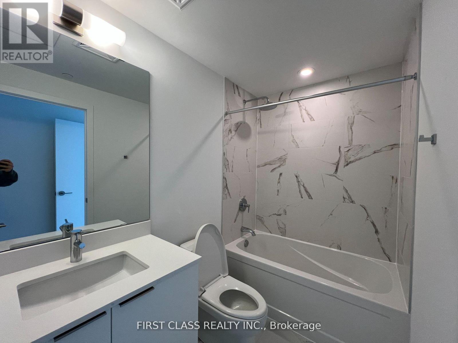 N718 - 7 Golden Lion Heights, Toronto, Ontario M2M 0C1 - Photo 8 - C13533818