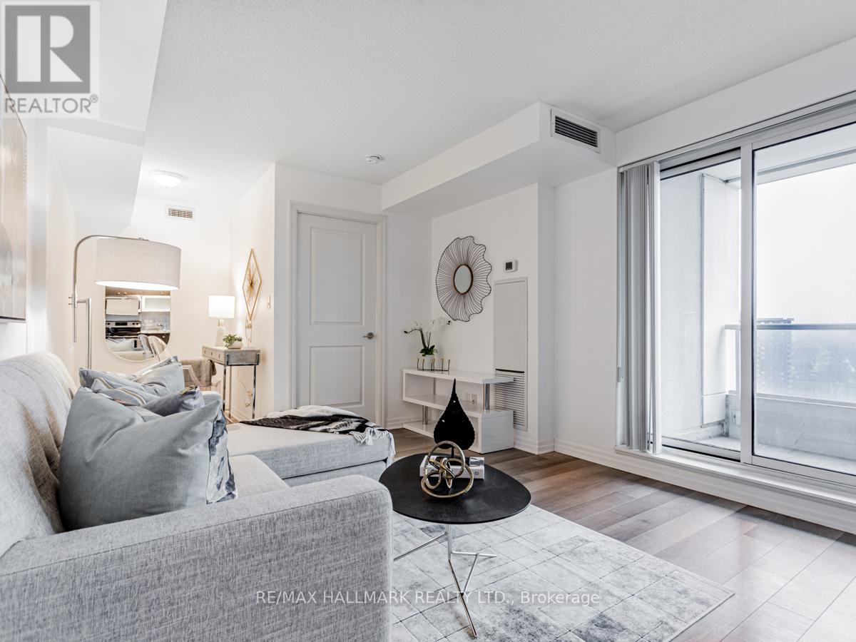 1905 - 2015 Sheppard Avenue E, Toronto, Ontario M2J 0B3 - Photo 2 - C13533848