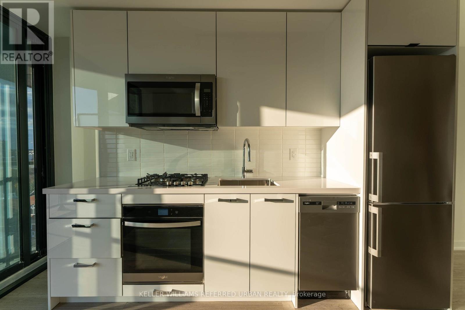 1215 - 195 Mccaul Street, Toronto, Ontario  M5T 0E5 - Photo 4 - C13533908