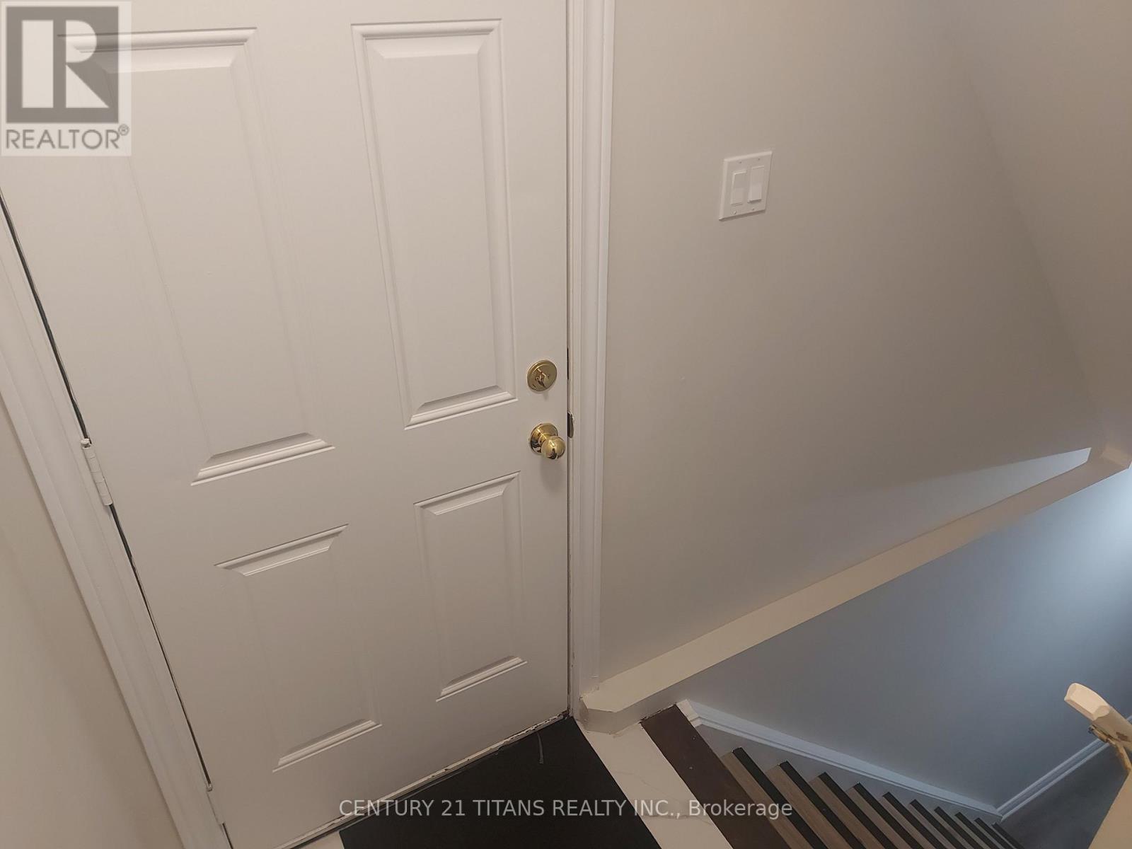 Bsmt - 44 Glacier Crescent, Toronto, Ontario M1X 2A8 - Photo 2 - E13533780