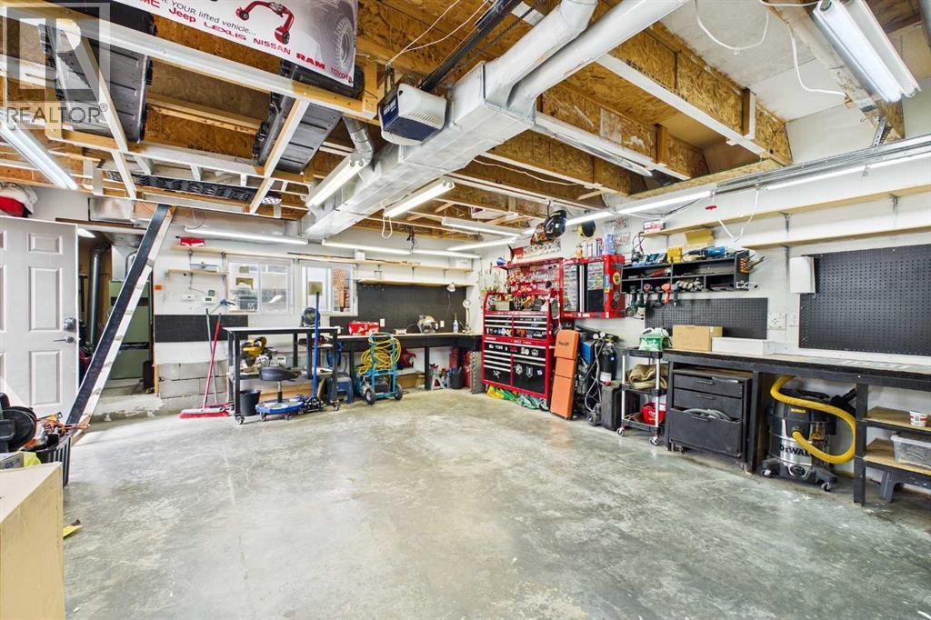 58 Hidden Crescent NW, Calgary, Alberta  T3A 5L4 - Photo 40 - A2326842