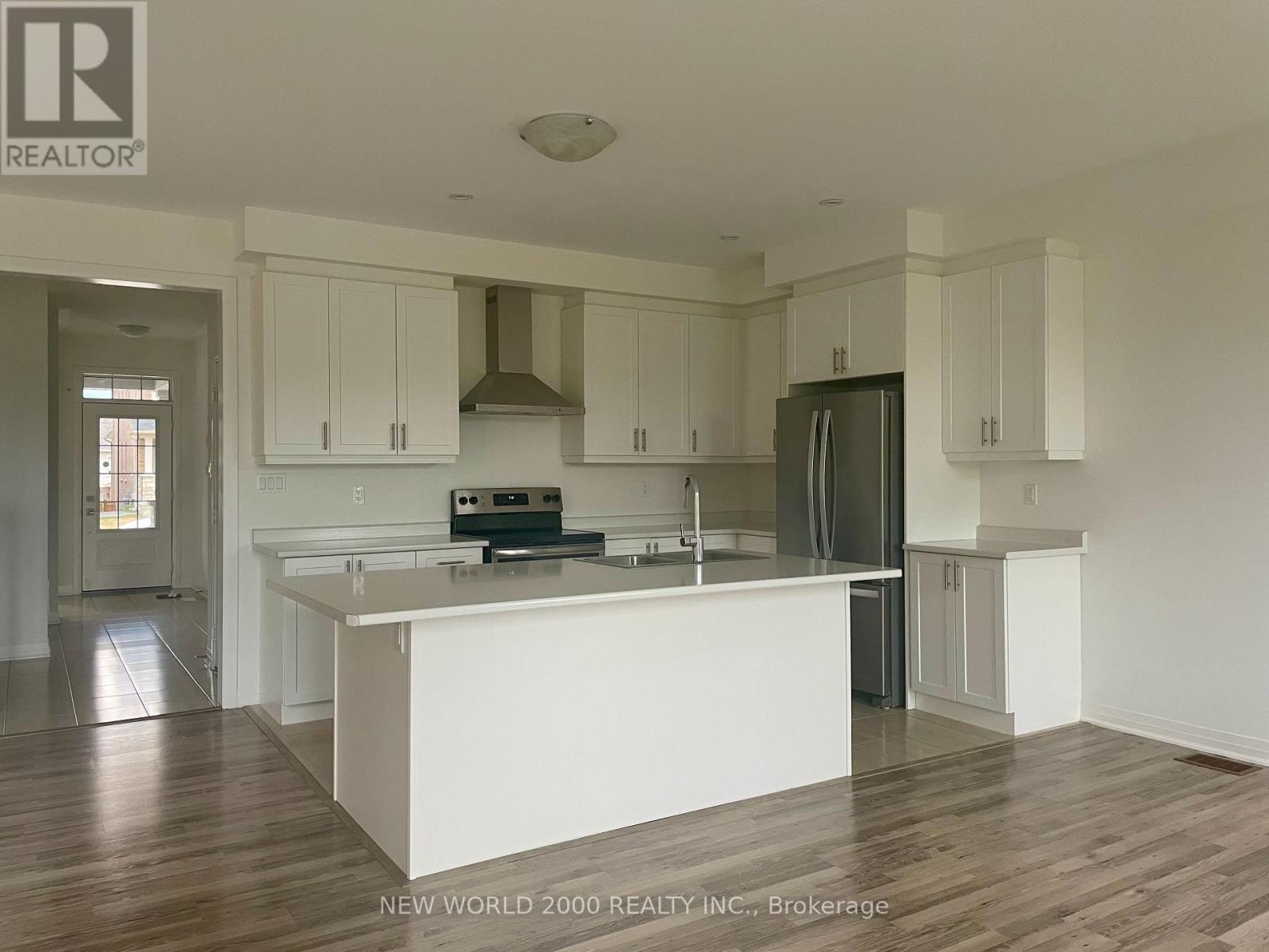19 Casserley Crescent, New Tecumseth (Tottenham), Ontario  L0G 1W0 - Photo 5 - N13533896