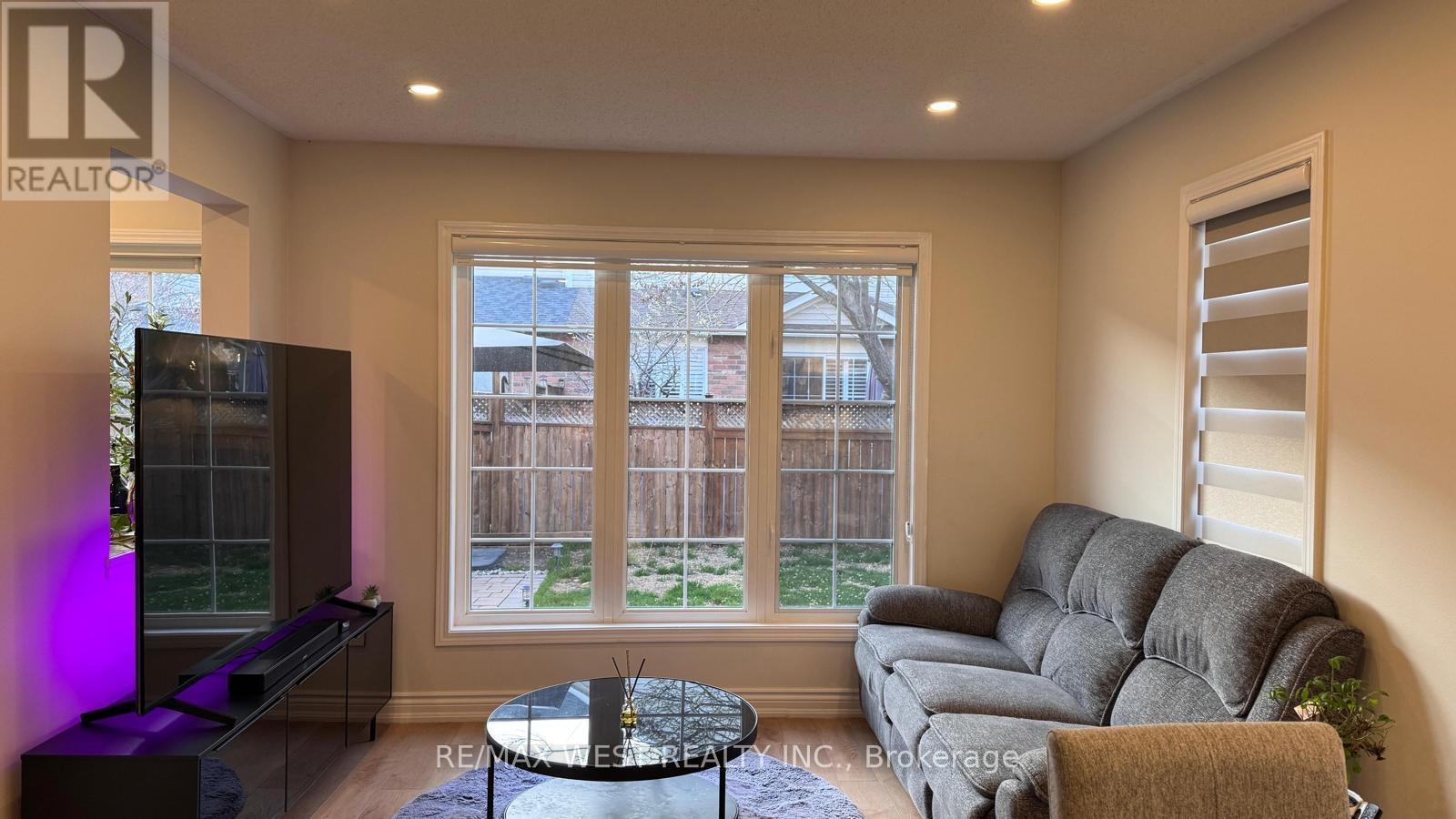931 Gazley Circle, Milton, Ontario  L9T 6M1 - Photo 4 - W13533866