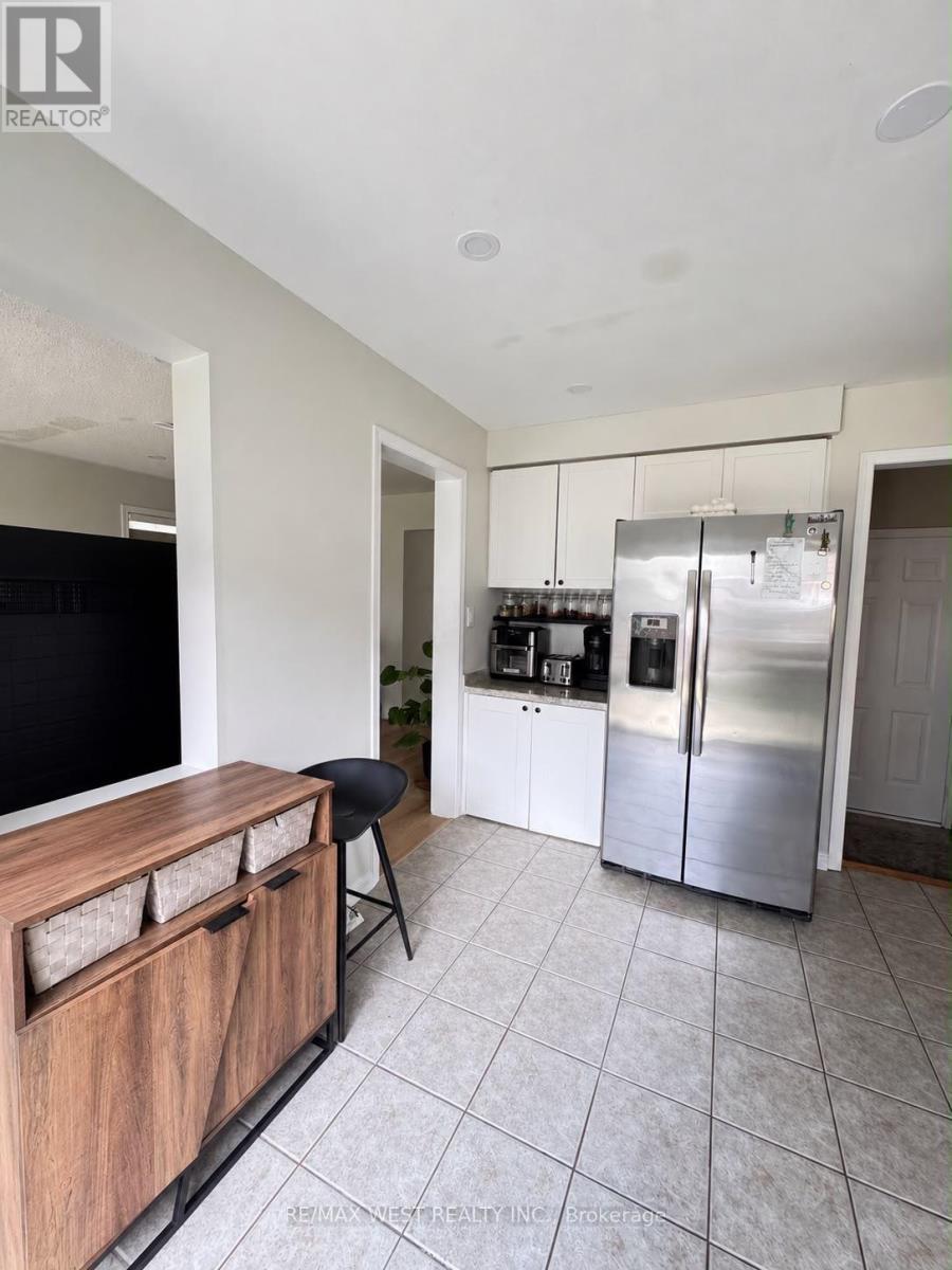 931 Gazley Circle, Milton, Ontario  L9T 6M1 - Photo 6 - W13533866