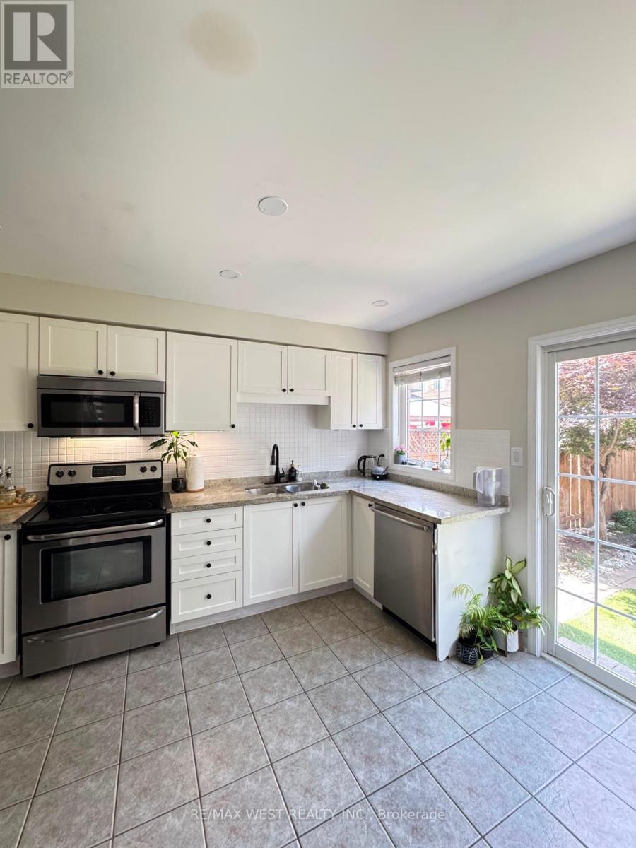 931 Gazley Circle, Milton, Ontario  L9T 6M1 - Photo 8 - W13533866