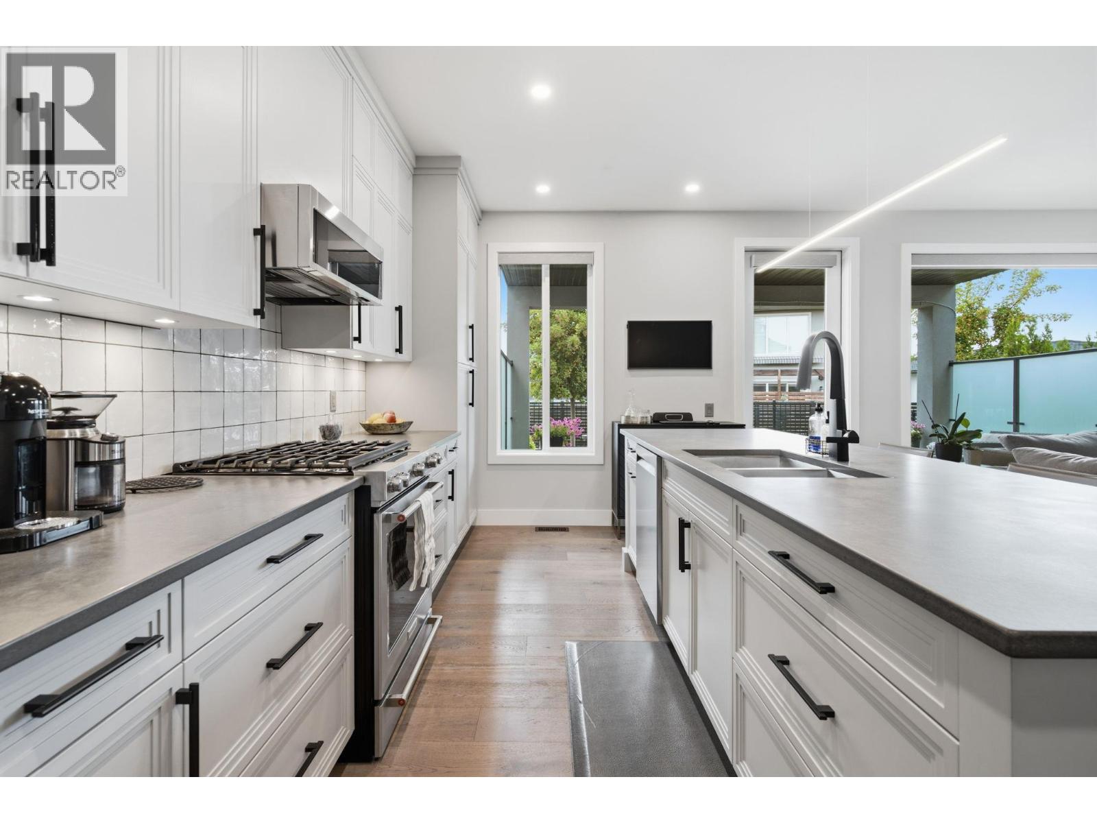 1877 Viewpoint Crescent, Westbank, British Columbia  V1Z 4E1 - Photo 10 - 10393295