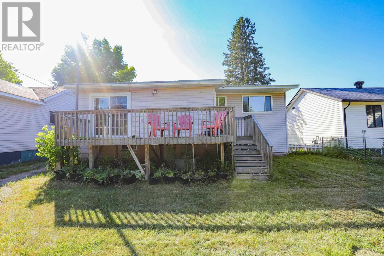 81 Anna St, Sault Ste. Marie, Ontario  P6B 3S7 - Photo 6 - SM261760