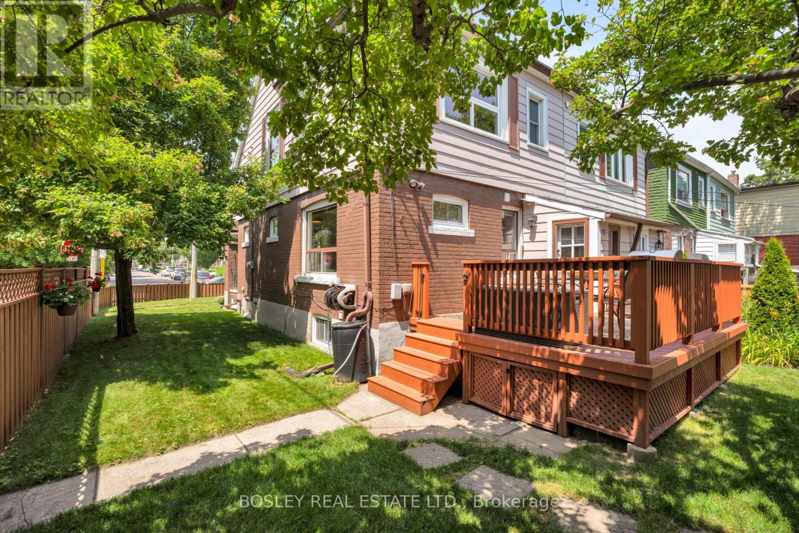129 Linsmore Crescent, Toronto, Ontario  M4J 4L1 - Photo 25 - E13533650