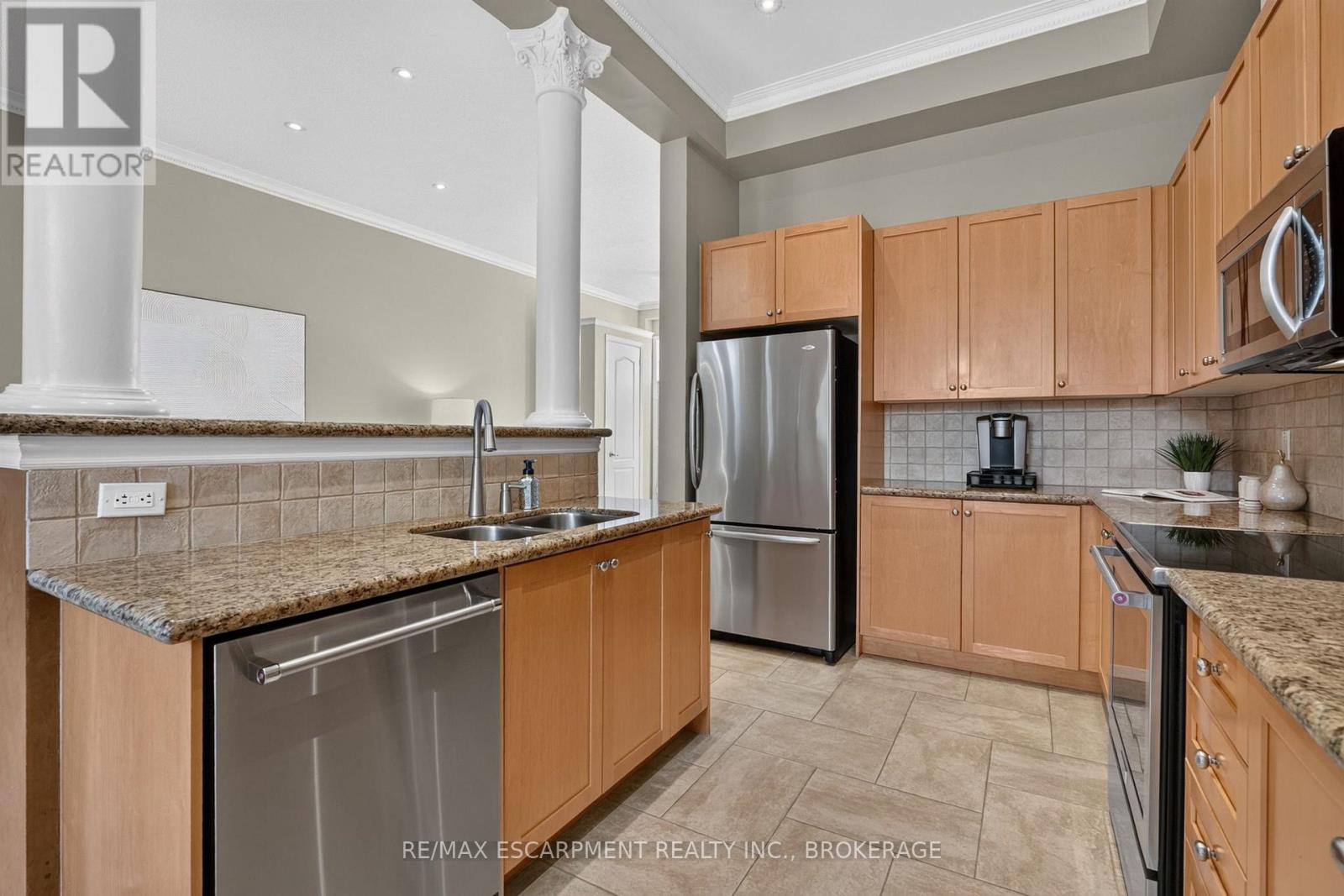 5203 Preservation Circle, Mississauga, Ontario  L5M 7T3 - Photo 12 - W13534184