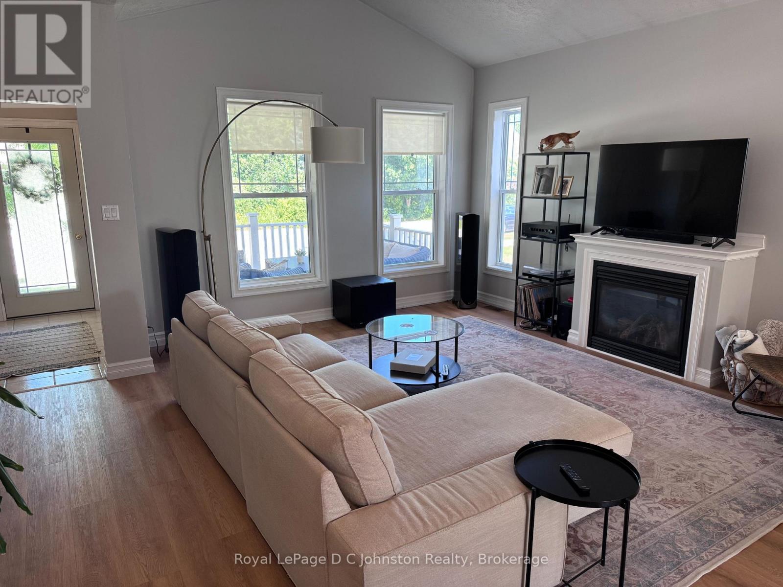 214 Emerald Drive S, Saugeen Shores, Ontario  N0H 2L0 - Photo 5 - X13524130