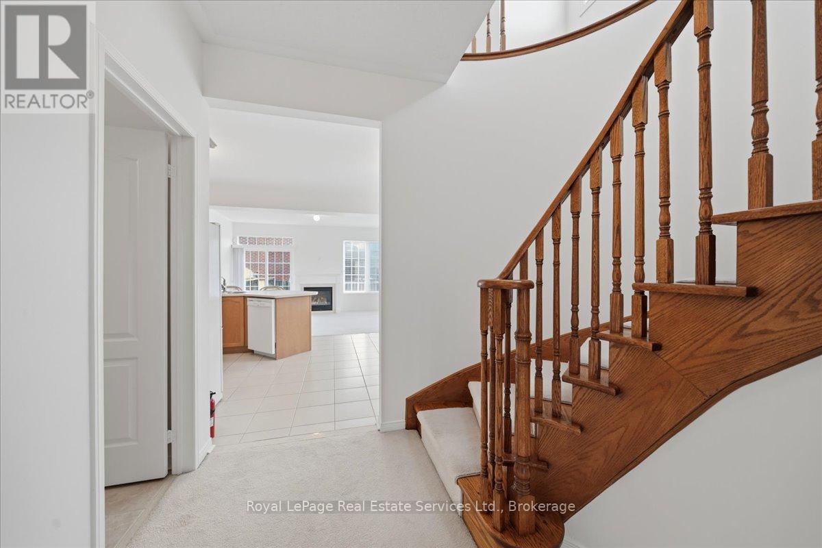 2395 Woodstock Trail, Oakville, Ontario  L6M 0C6 - Photo 10 - W13534168