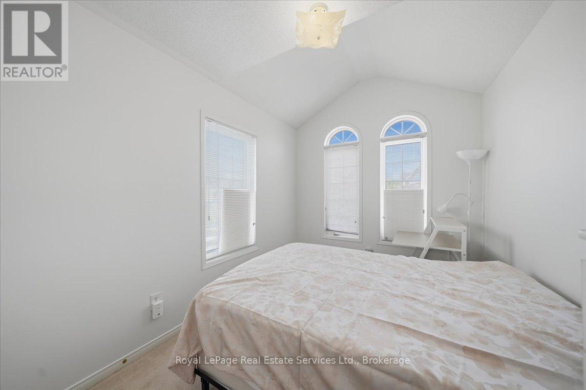 2395 Woodstock Trail, Oakville, Ontario  L6M 0C6 - Photo 32 - W13534168