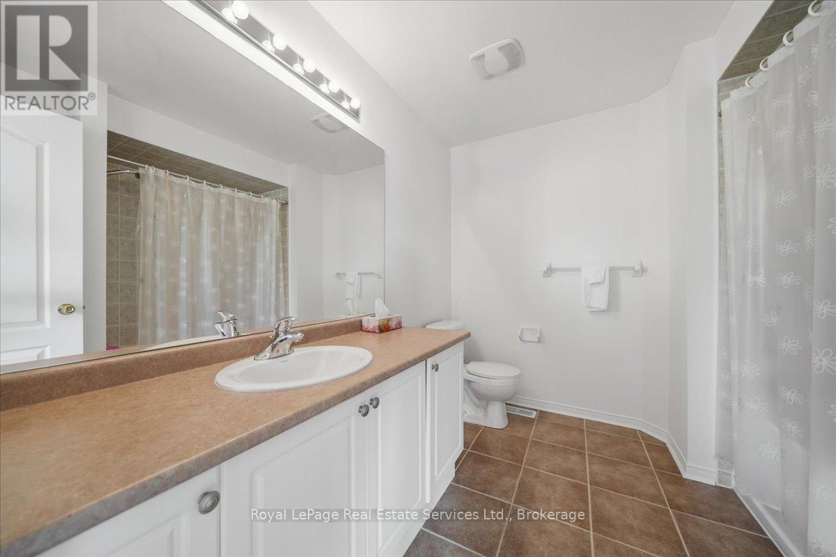 2395 Woodstock Trail, Oakville, Ontario  L6M 0C6 - Photo 34 - W13534168