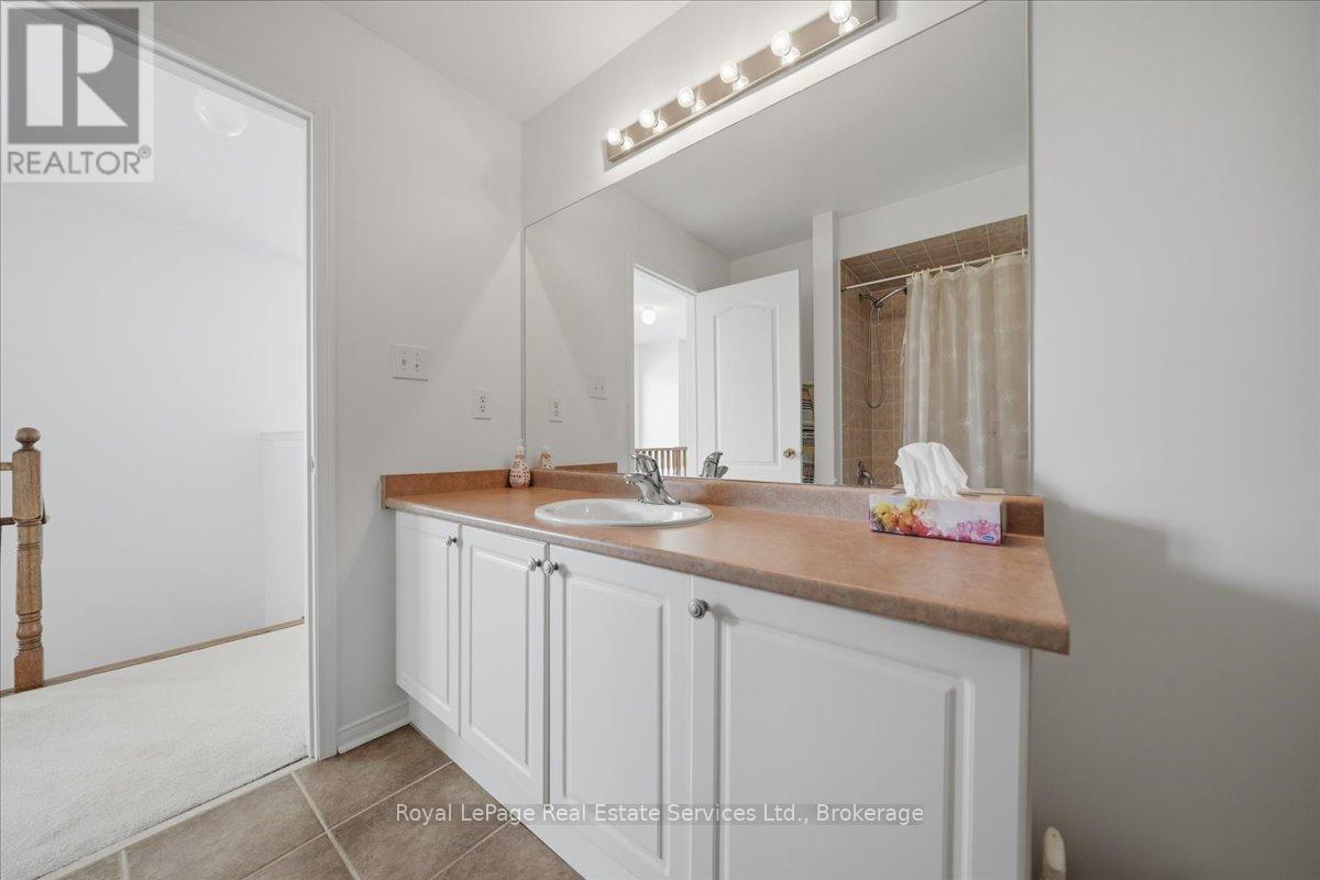 2395 Woodstock Trail, Oakville, Ontario  L6M 0C6 - Photo 35 - W13534168