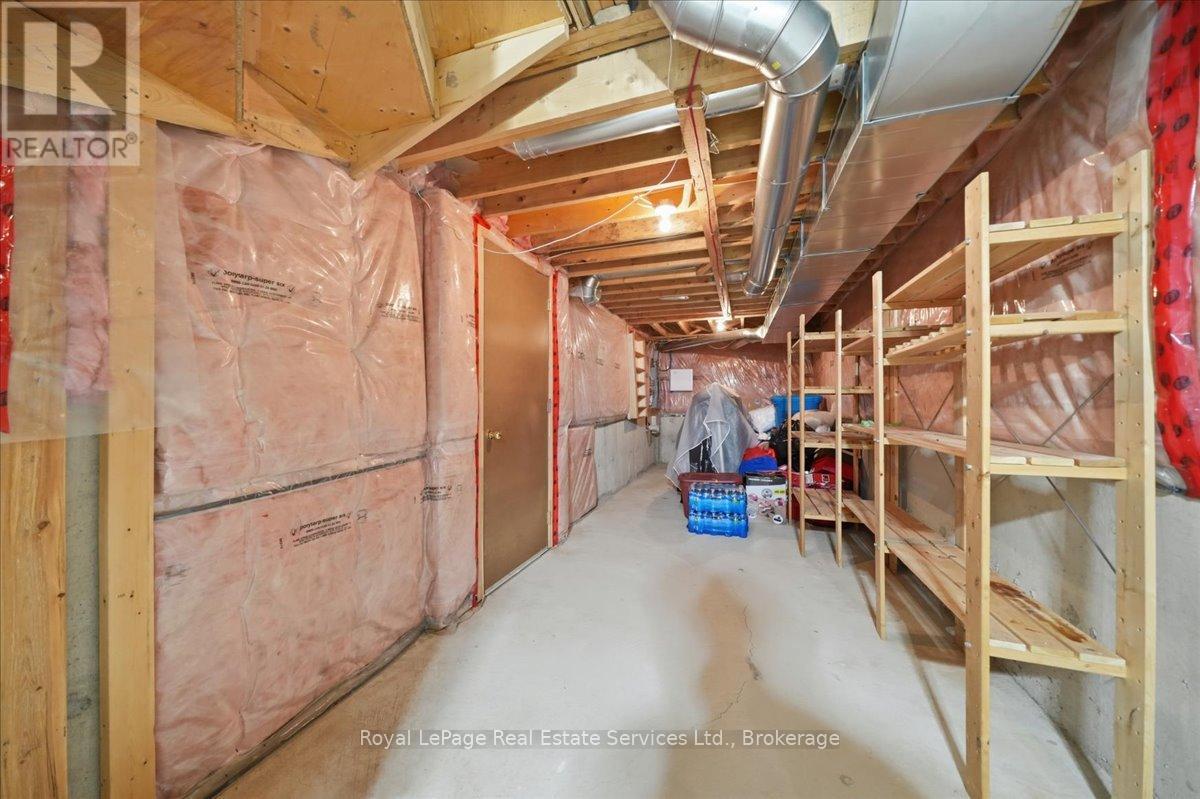 2395 Woodstock Trail, Oakville, Ontario  L6M 0C6 - Photo 37 - W13534168