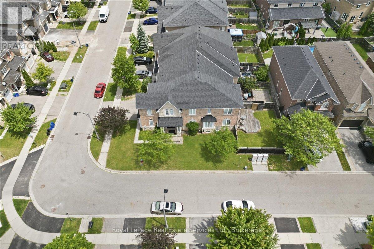 2395 Woodstock Trail, Oakville, Ontario  L6M 0C6 - Photo 45 - W13534168