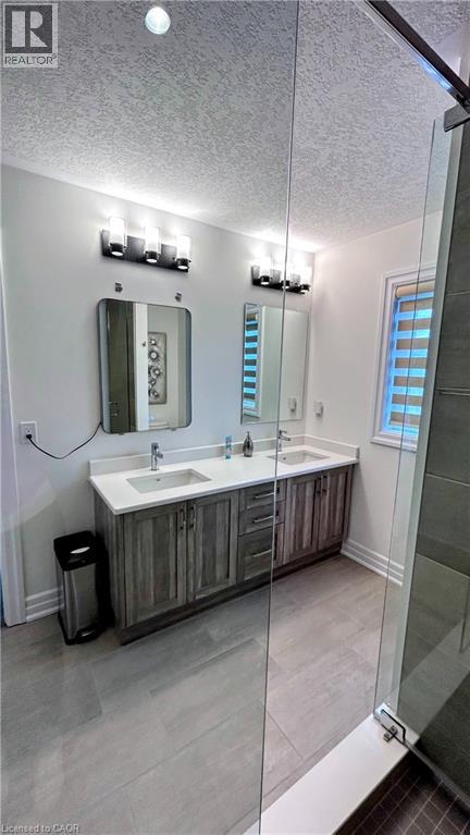 544 Nathalie Crescent, Kitchener, Ontario  N2E 0H8 - Photo 31 - 40846014
