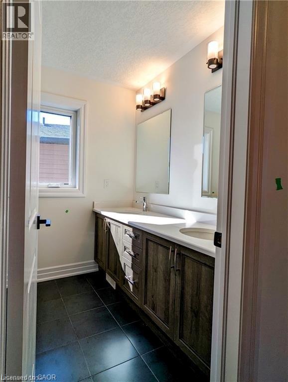 544 Nathalie Crescent, Kitchener, Ontario  N2E 0H8 - Photo 36 - 40846014