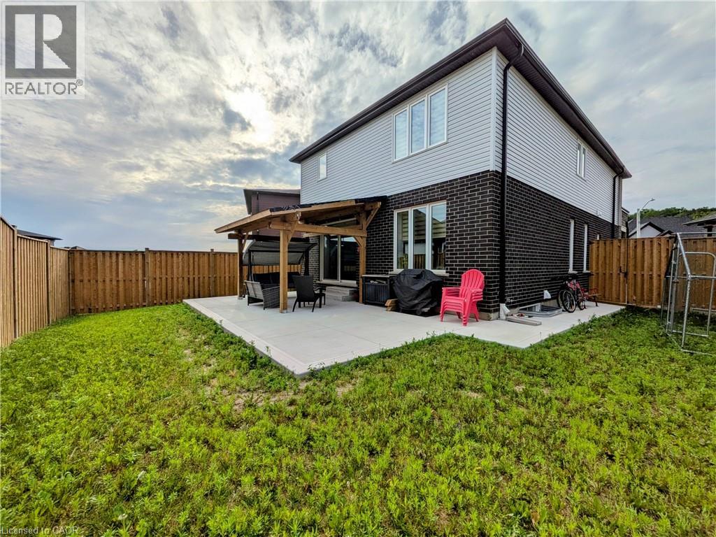 544 Nathalie Crescent, Kitchener, Ontario  N2E 0H8 - Photo 49 - 40846014