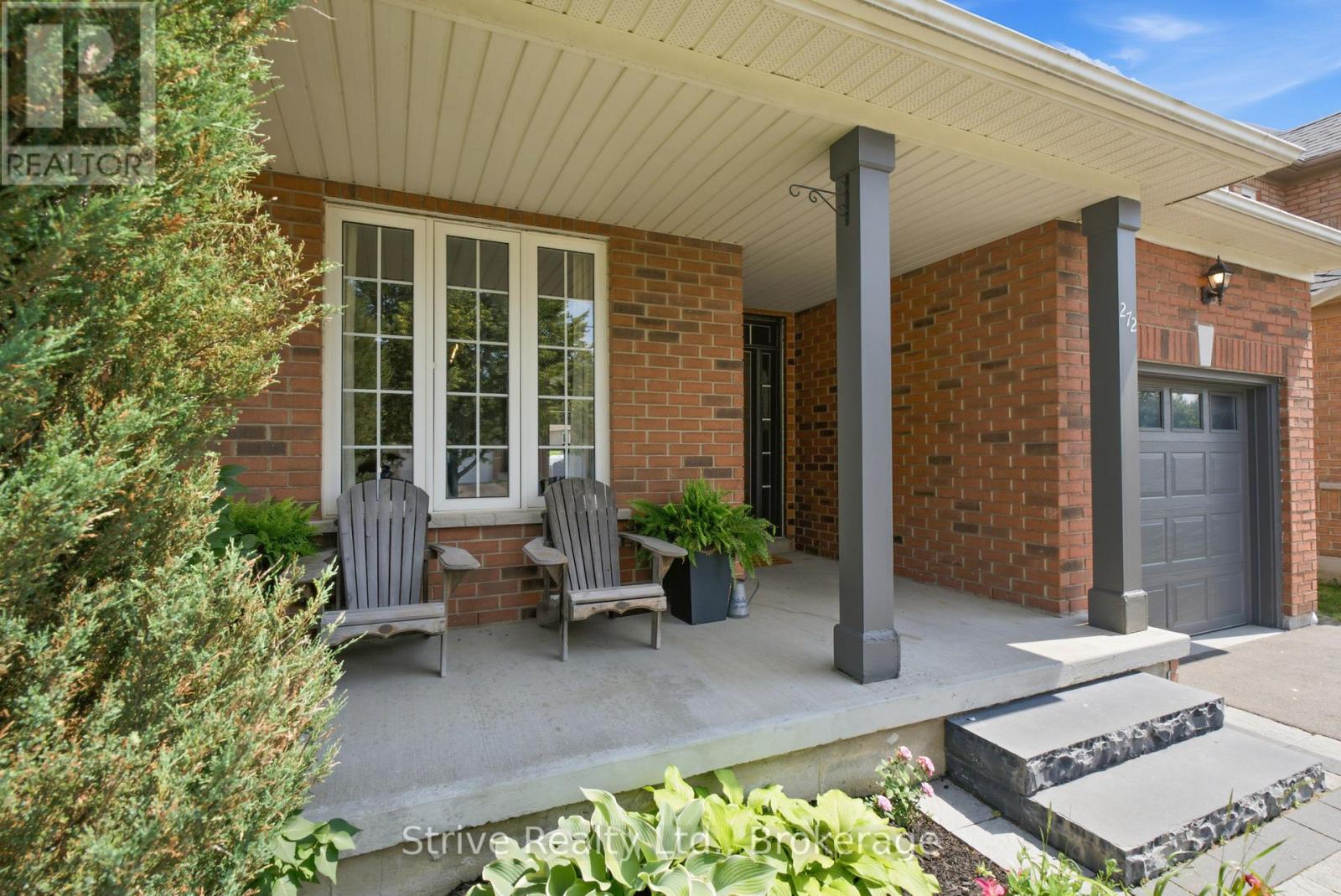 272 Huntington Crescent, Clarington, Ontario  L1E 3J3 - Photo 2 - E13534256