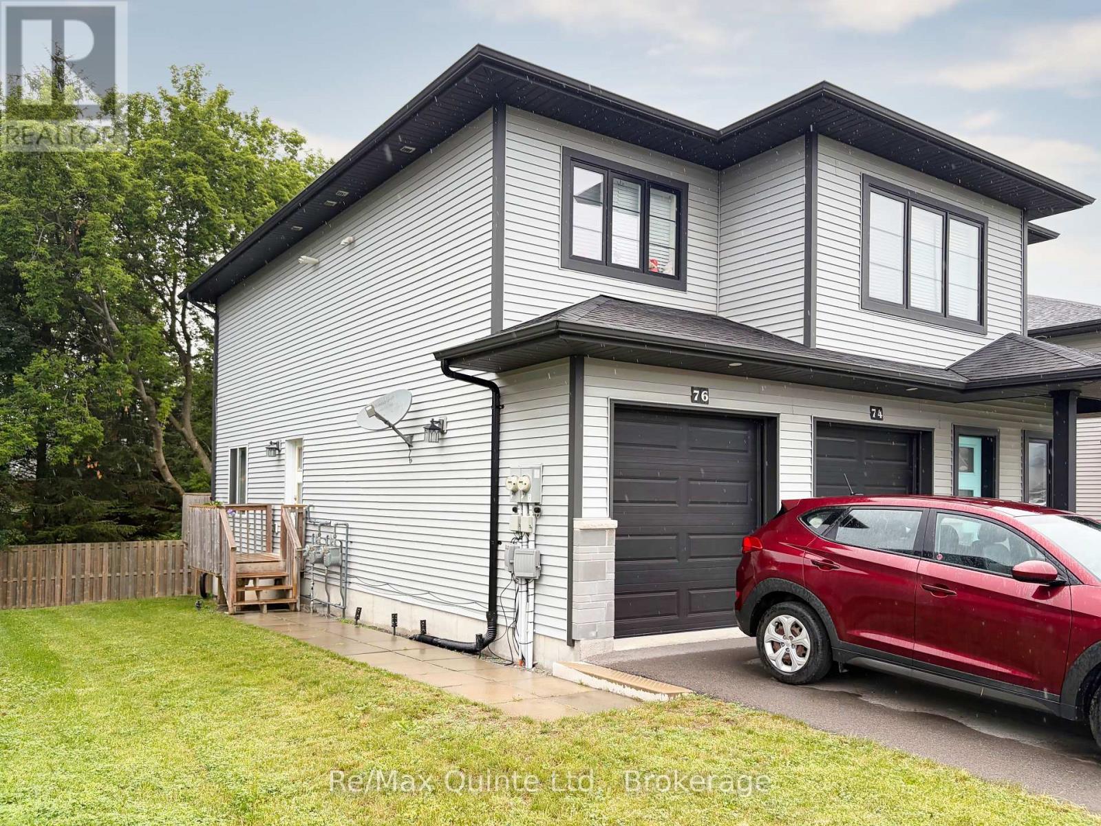 76 Ridgeway Place, Belleville, Ontario  K8P 0E6 - Photo 2 - X13534008