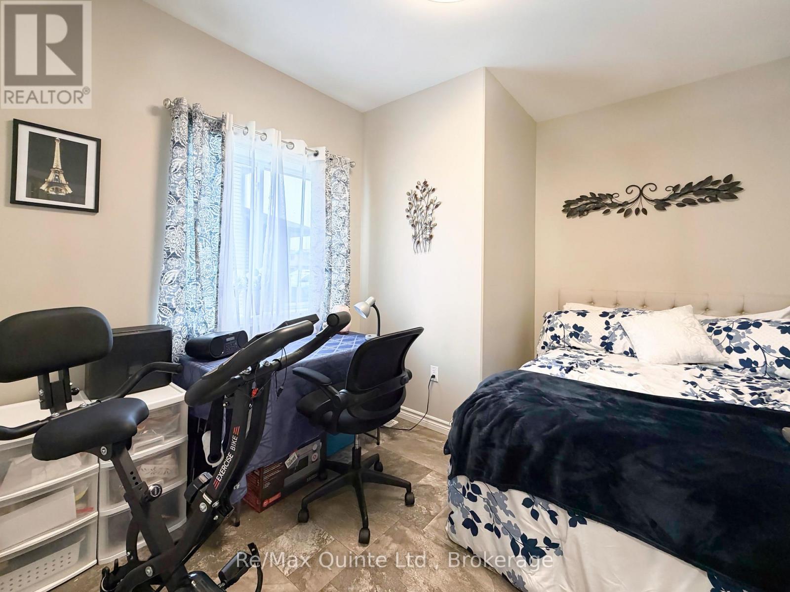 76 Ridgeway Place, Belleville, Ontario  K8P 0E6 - Photo 9 - X13534008