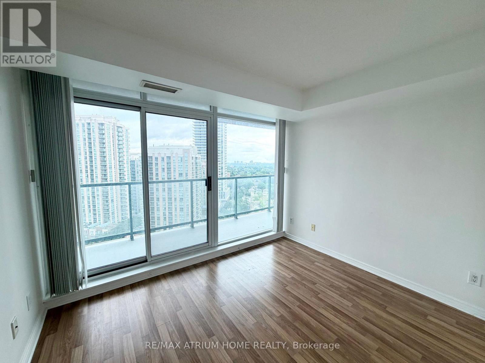 2010 - 5508 Yonge Street, Toronto, Ontario  M2N 7L2 - Photo 11 - C13534036
