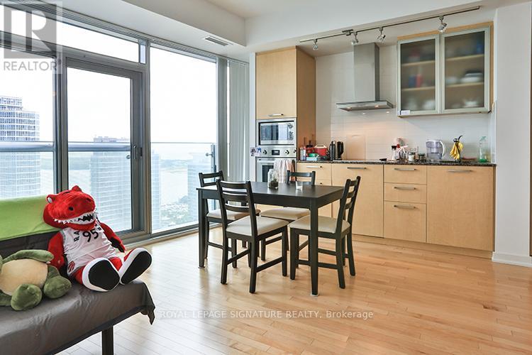 2504 - 14 York Street, Toronto, Ontario M5J 0B1 - Photo 5 - C13534146